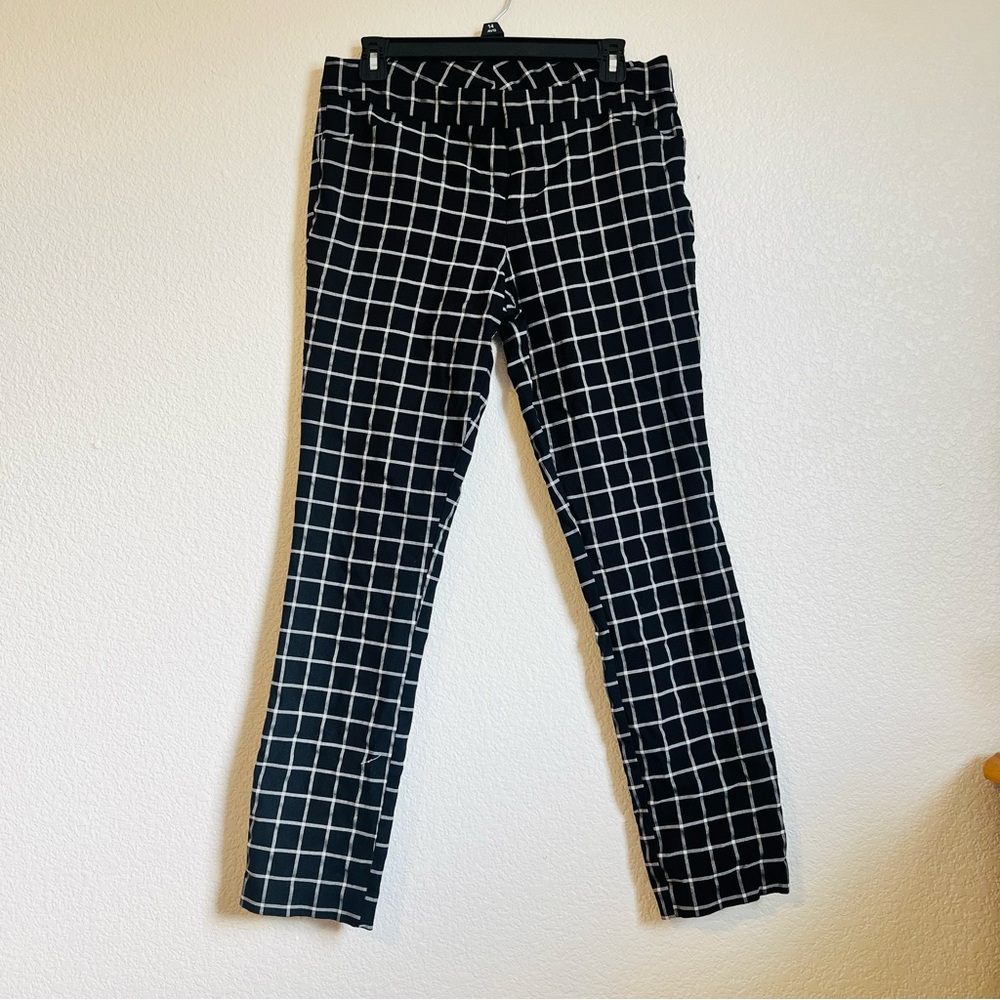 AGB Black & White Plaid Pixie Dress Pants – Size 8